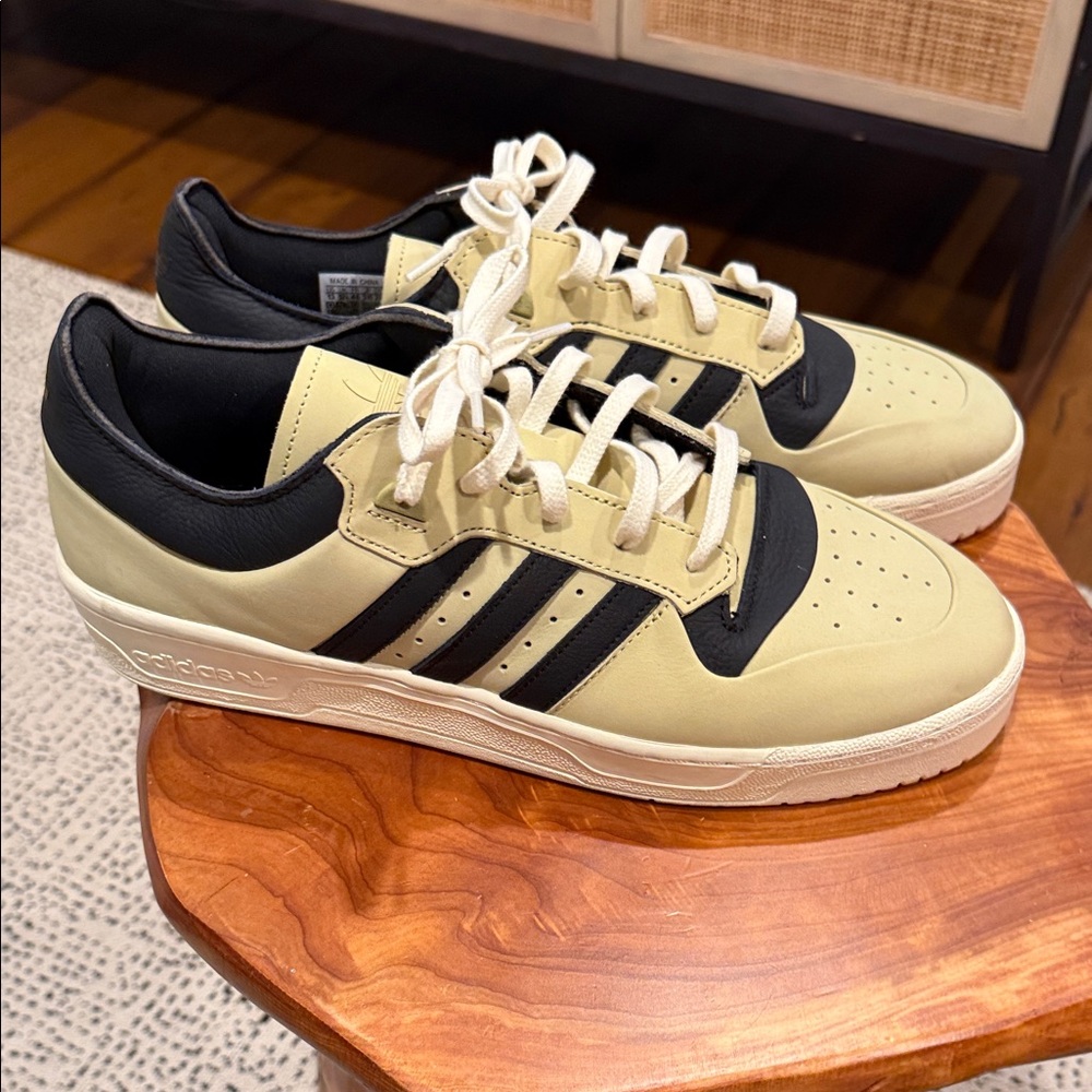 Adidas Men's Rivalry Low Cream and Black Sneakers